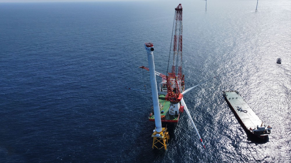 精銦03項(xiàng)目組創(chuàng)佳績(jī)：6天組裝完2臺(tái)風(fēng)機(jī)